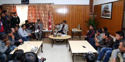 साउदीको जेलबाट छुटेपछि शिधै प्रधानमन्त्रीसंग