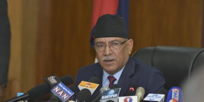 प्रधानमन्त्री प्रचण्डले दिए राजीनामा