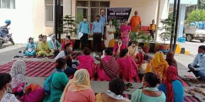 खोपलगायत ३४ बुँदे मागसहित शिक्षकहरुको धर्ना