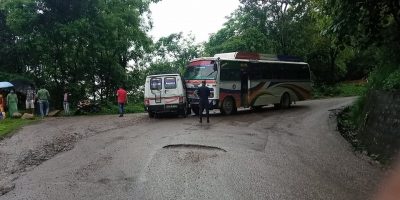 बस र जीप एक आपसमा ठोक्किएपछि…