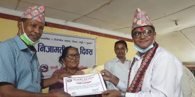 लामिछाने बने सर्वाेत्कृष्ट कर्मचारी लामिछाने बने सर्वाेत्कृष्ट कर्मचारी