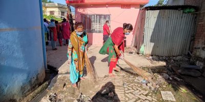 मन्दिर क्षेत्रमा सरसफाई मन्दिर क्षेत्रमा सरसफाई