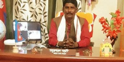वडाध्यक्ष र वडा सदस्यबीच हानाहान वडाध्यक्ष र वडा सदस्यबीच हानाहान