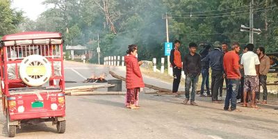 दोषीलाई कारवाही माग्दै गुलरिया–राजापुर सडकखण्ड अवरुद्ध