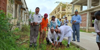 विपीको स्मृतिमा मंगलप्रसाद माविमा सरसफाई र वृक्षारोपण